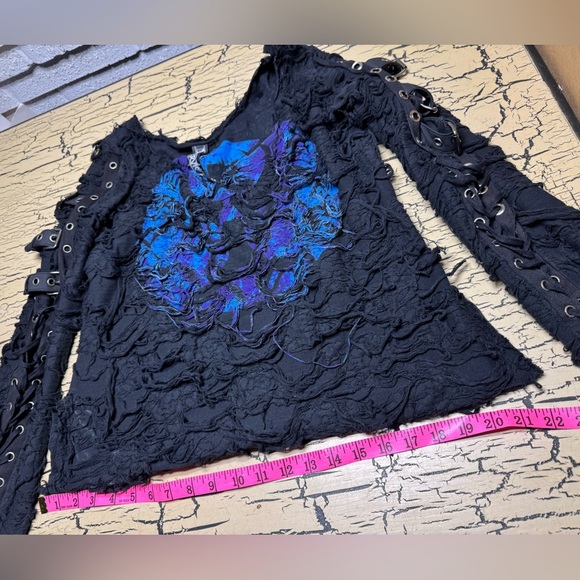 VTG Lip Service Bio Threat Distressed Long Sleeve Top Shirt Goth 90s Y2K buckles - Picture 8 of 16